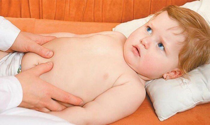 The child is concerned about pain in the hip joint caused by epiphysiolysis